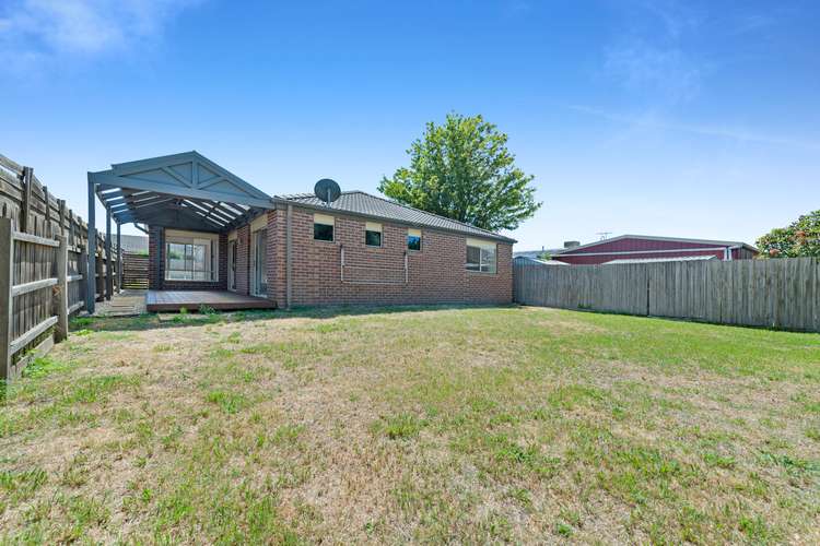 Fifth view of Homely house listing, 15 Janna Place, Berwick VIC 3806