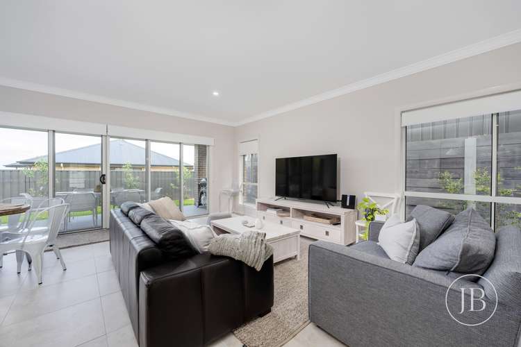 Fifth view of Homely house listing, 6 Cottonwood Close, Bolwarra NSW 2320