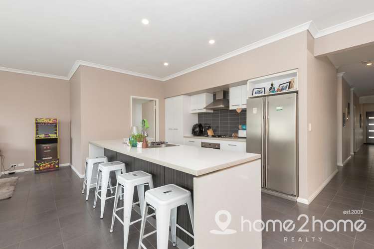 Second view of Homely house listing, 7/33 Kootingal Bend, Baldivis WA 6171