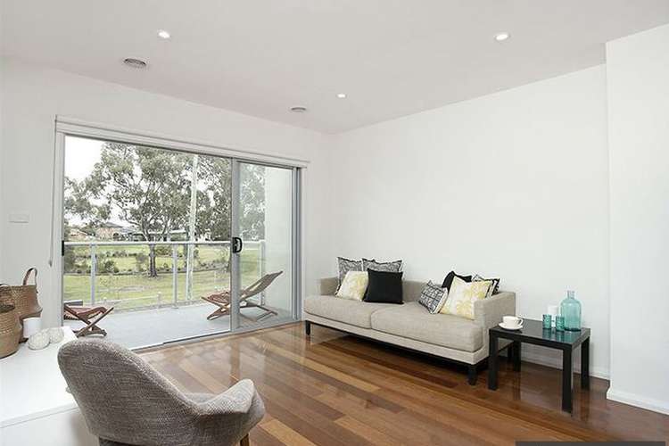 Fifth view of Homely house listing, 4/10 Greenham Street, Maidstone VIC 3012