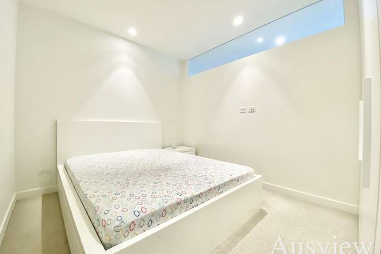 Fourth view of Homely apartment listing, 709/35 Albert Road, Melbourne VIC 3004