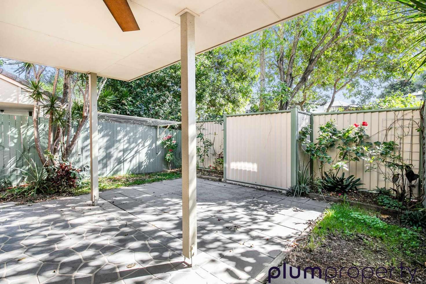 Main view of Homely townhouse listing, 2/125 Allen Street, Hamilton QLD 4007