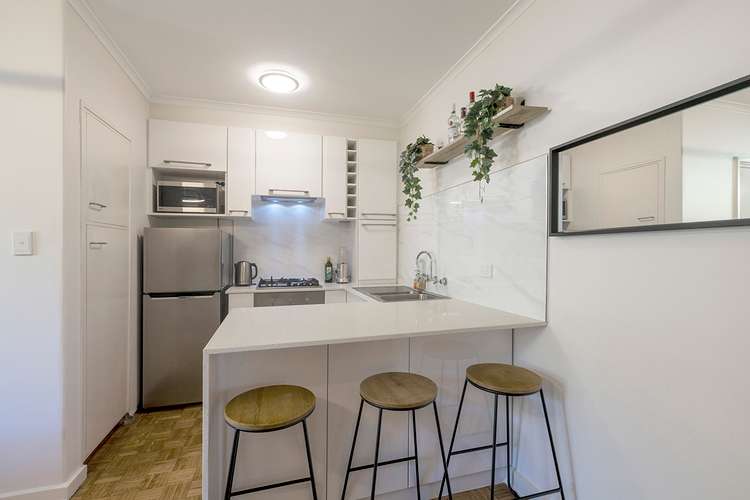 Third view of Homely apartment listing, 13/18 Selwyn Avenue, Elwood VIC 3184