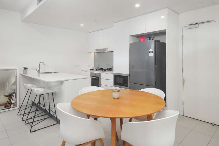 Third view of Homely apartment listing, 20109/37 Kyabra Street, Newstead QLD 4006