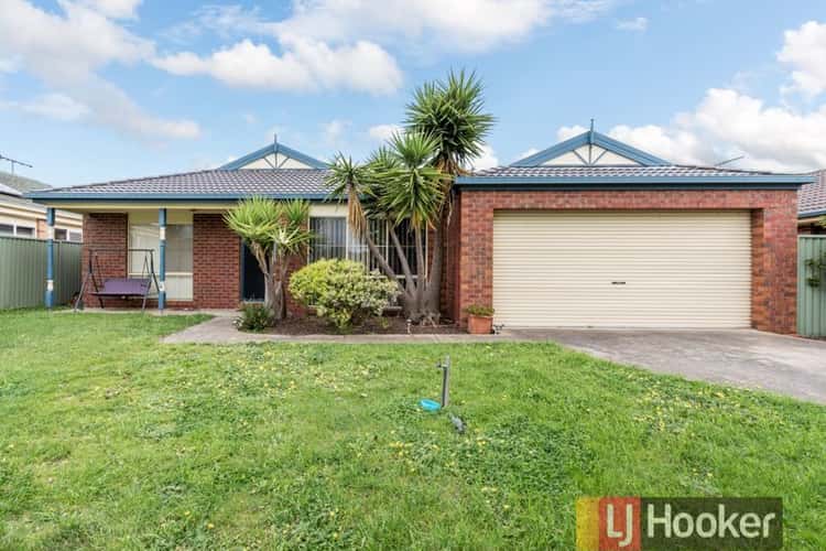 13 Woodchase Court, Cranbourne East VIC 3977