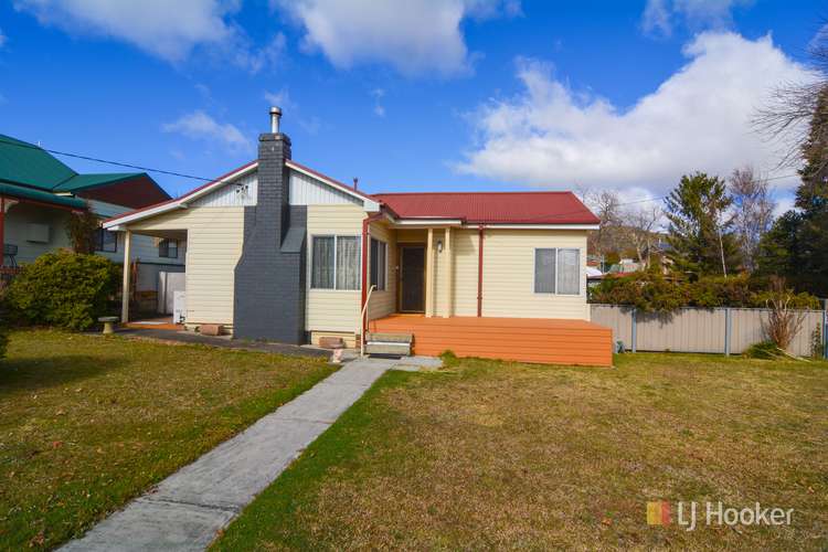 8 Amiens Street, Lithgow NSW 2790