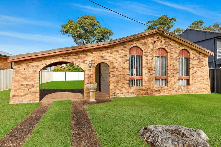 4 Cranbrook Cresent, Killarney Vale NSW 2261