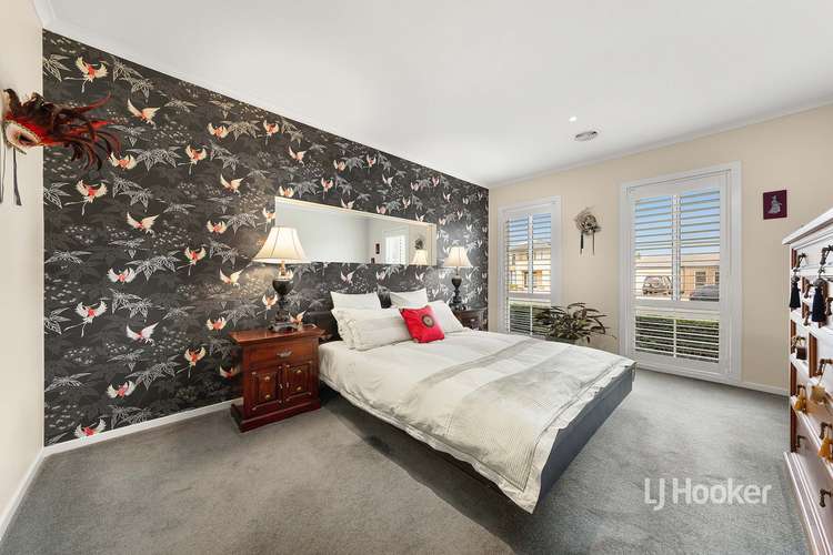 Sixth view of Homely house listing, 7 Vine Close, Point Cook VIC 3030