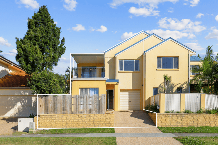 Main view of Homely townhouse listing, 1/35 Bayswater Avenue, Varsity Lakes QLD 4227