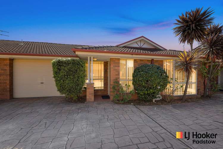 Main view of Homely villa listing, 3/116-118 Gibson Avenue, Padstow NSW 2211