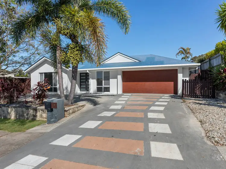 9 Den Otter Drive
