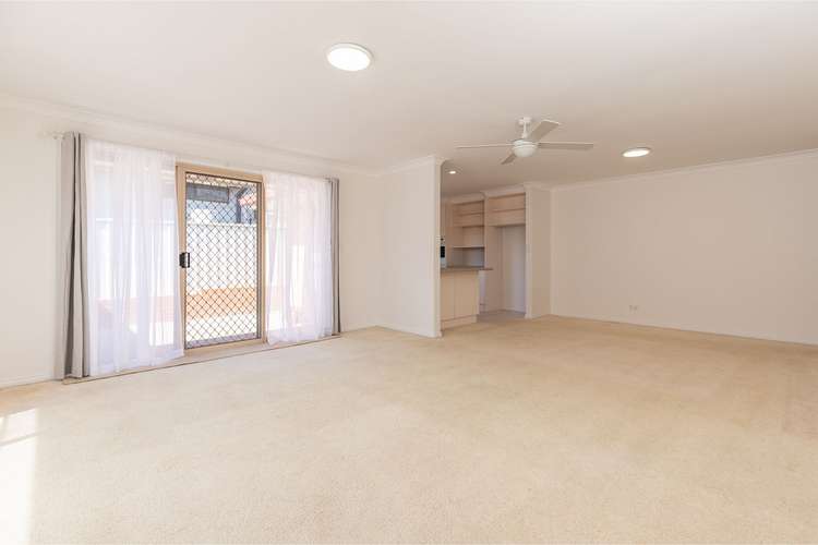 Main view of Homely villa listing, 2/5 Hesper Drive, Forster NSW 2428
