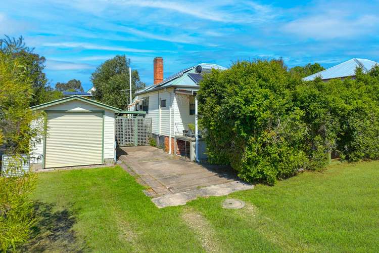 64 Maitland Street, Abermain NSW 2326