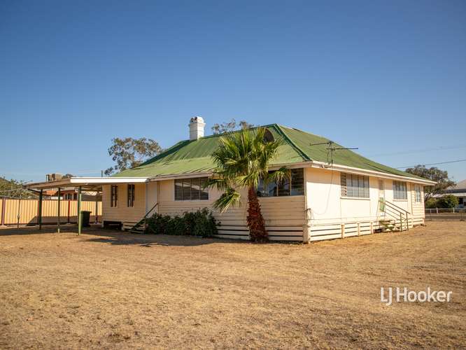 37 Soutter Street, Roma QLD 4455