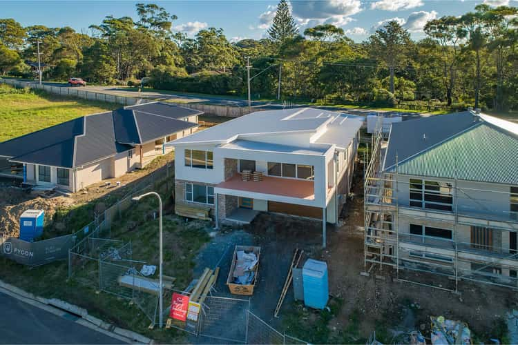 4 Silk Crescent, Diamond Beach NSW 2430