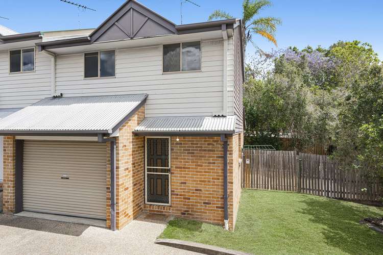 Main view of Homely townhouse listing, 4/37 Moore Street, Morningside QLD 4170