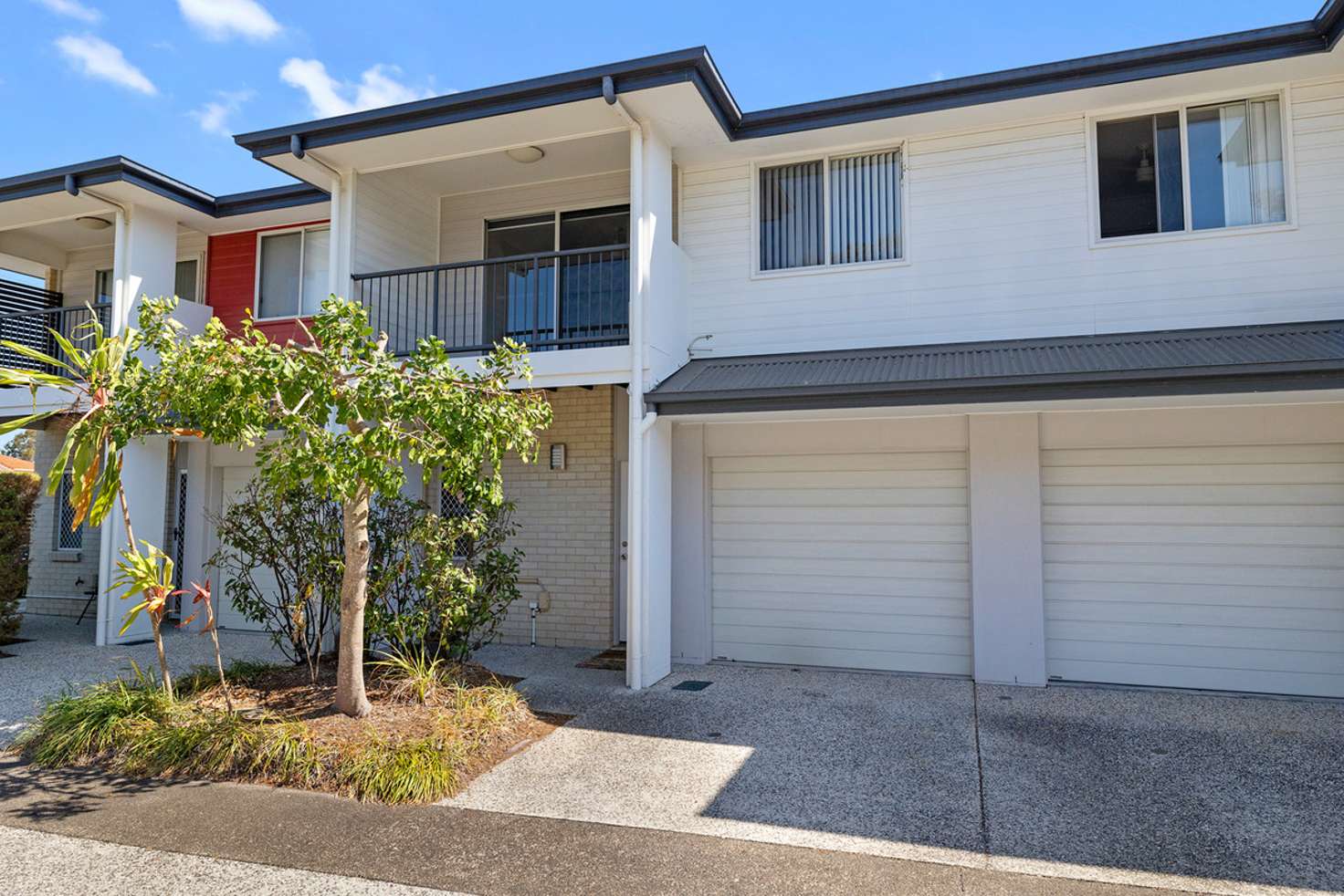 Main view of Homely townhouse listing, 2/180-182 Thorneside Road, Thorneside QLD 4158