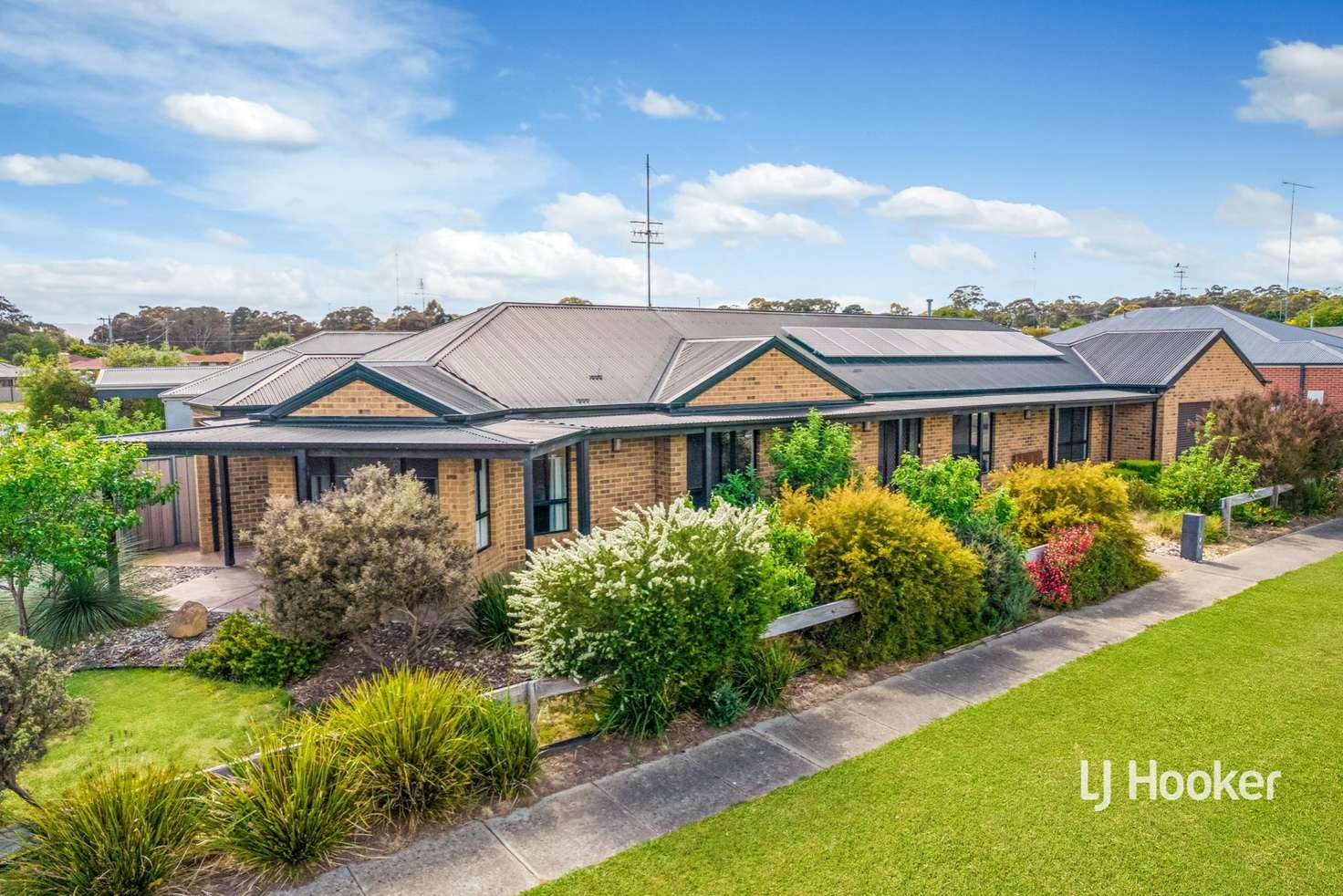 Main view of Homely house listing, 52 Donaldson Drive, Broadford VIC 3658