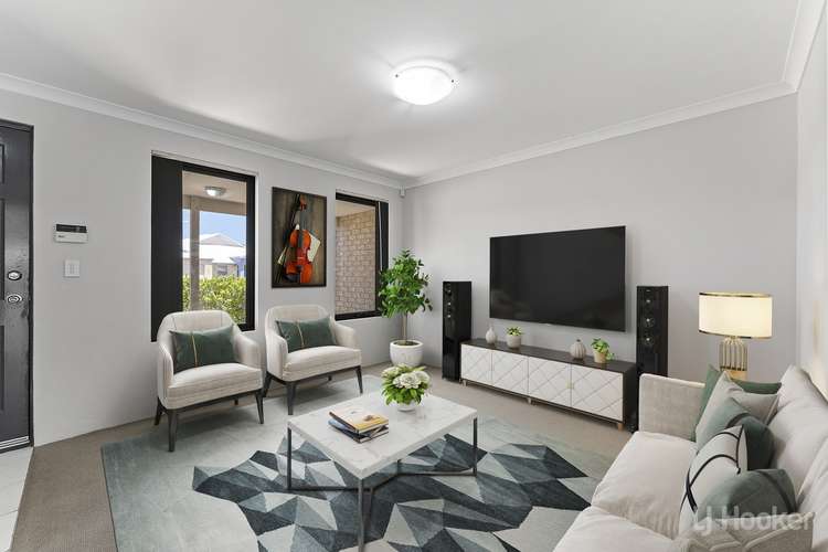 Second view of Homely house listing, 7 Moonbrook Way, Meadow Springs WA 6210