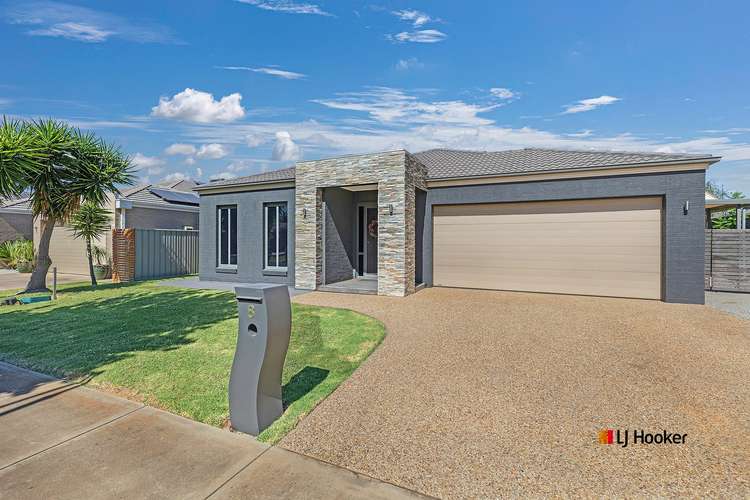 Main view of Homely house listing, 8 Westin Place, Echuca VIC 3564