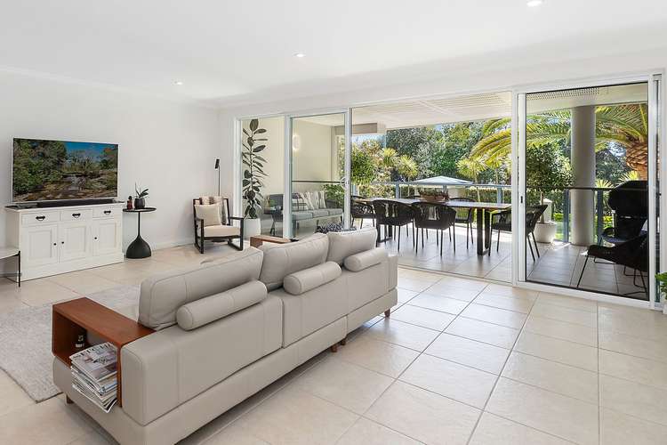 Main view of Homely unit listing, 2/184-190 Terrigal Drive, Terrigal NSW 2260