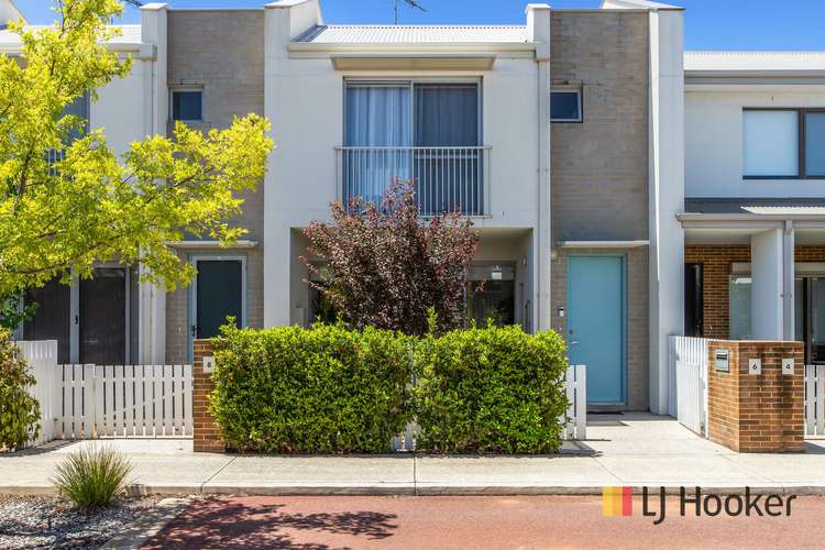 Main view of Homely townhouse listing, 6 Azurite Way, Treeby WA 6164