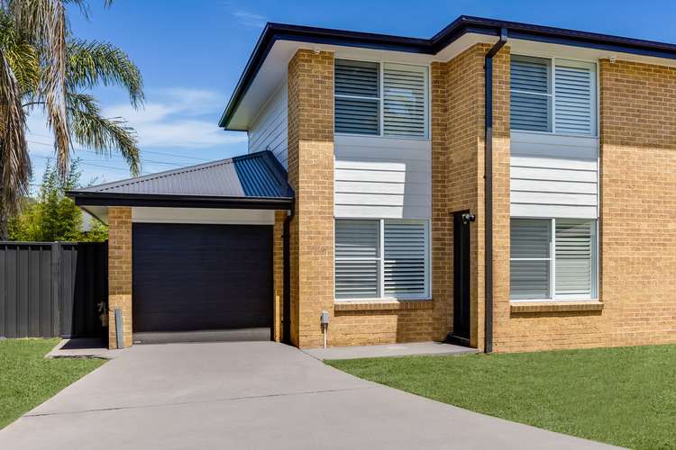 Main view of Homely semiDetached listing, 5 Faye Close, Bateau Bay NSW 2261