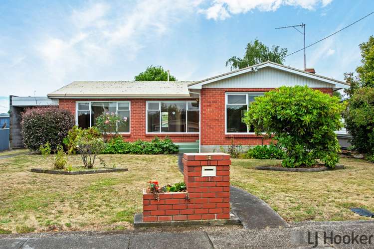 10 Churchill Avenue, Devonport TAS 7310