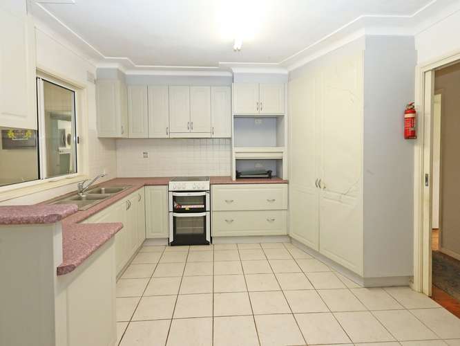 Sixth view of Homely house listing, 28 Taloma Street, South Penrith NSW 2750