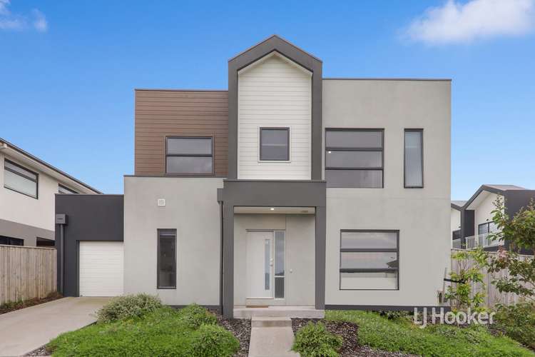 Main view of Homely townhouse listing, 28 Mountjoy Circuit, Clyde North VIC 3978