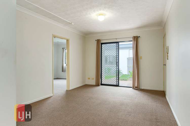 Fifth view of Homely unit listing, 2/14 Broughton Road, Kedron QLD 4031