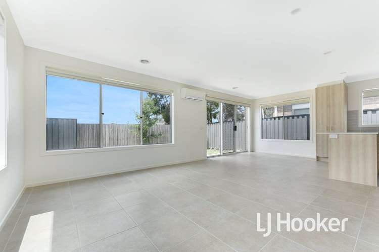 Third view of Homely house listing, 20 Expedition Circuit, Pakenham VIC 3810
