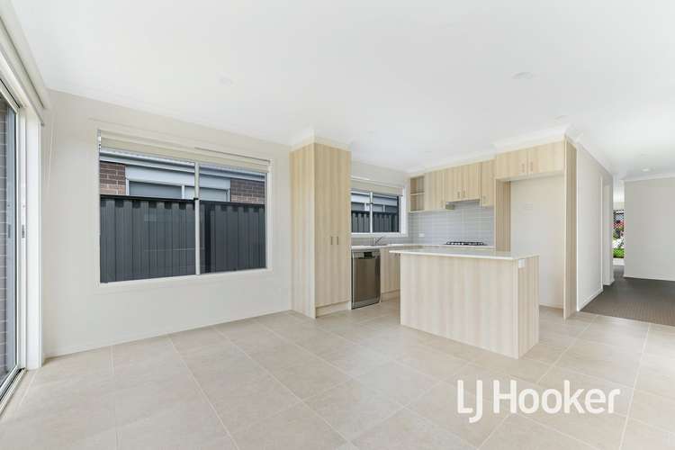 Fourth view of Homely house listing, 20 Expedition Circuit, Pakenham VIC 3810