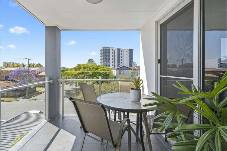 Main view of Homely unit listing, 15/14-16 Proud Street, Labrador QLD 4215
