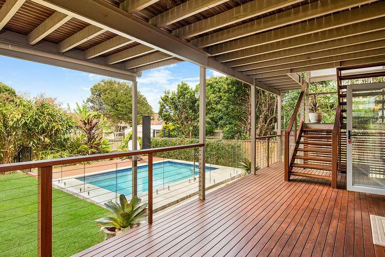 Main view of Homely house listing, 10 Newcastle Street, Fairfield QLD 4103