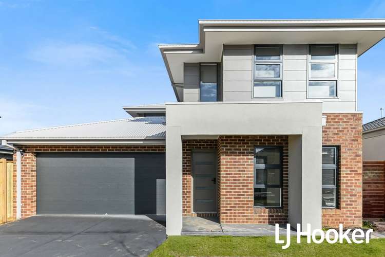 38 Grazing Way, Clyde North VIC 3978