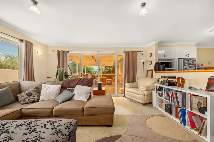 Fifth view of Homely house listing, 322 Southern Cross Drive, Macgregor ACT 2615