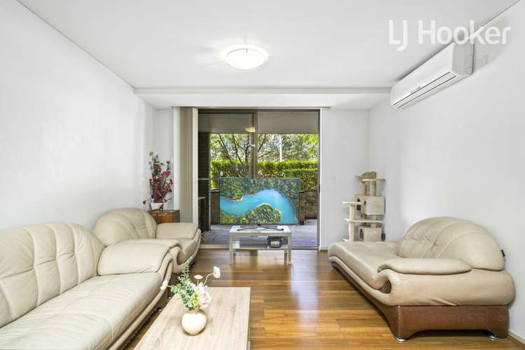 Sixth view of Homely apartment listing, 5/33 Lachlan St, Warwick Farm NSW 2170