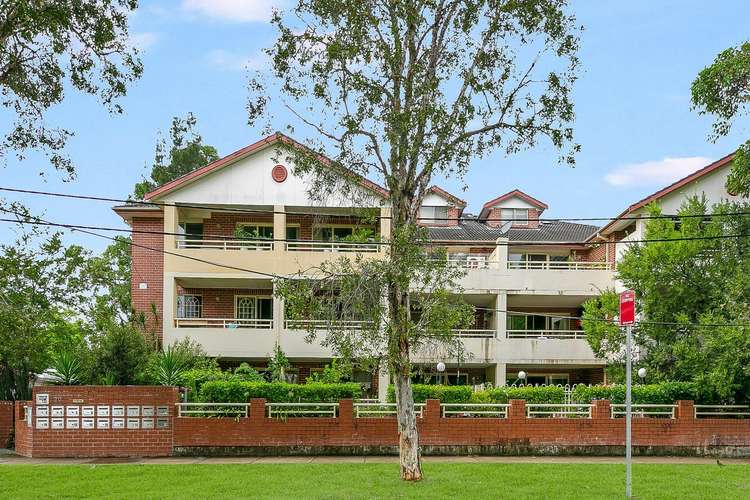 Main view of Homely unit listing, 4/20 Fitzgerald Crescent, Strathfield NSW 2135