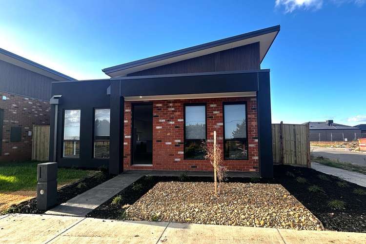 Main view of Homely house listing, 6 Winx Lane, Cranbourne East VIC 3977