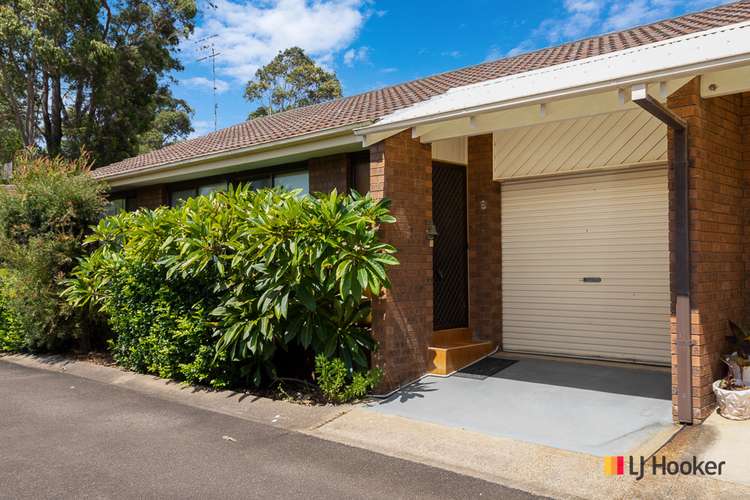 Main view of Homely unit listing, 7/4 Eric Fenning Drive, Surf Beach NSW 2536