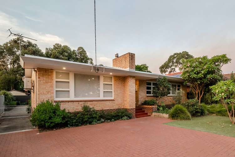 Main view of Homely house listing, 10 Canny Road, St James WA 6102