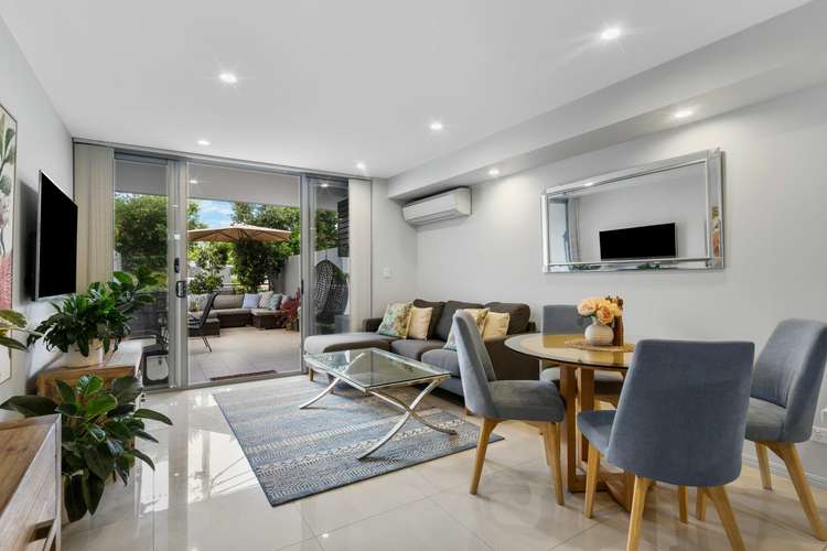 Main view of Homely townhouse listing, 2/21 Manson Parade, Yeronga QLD 4104