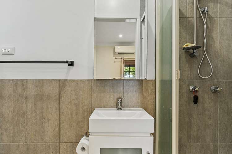 Sixth view of Homely house listing, 4 Kingsbury Court, Alexandra Hills QLD 4161
