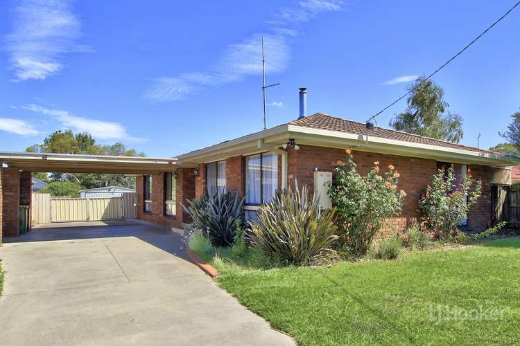 4 Gibbs Place, Bairnsdale VIC 3875