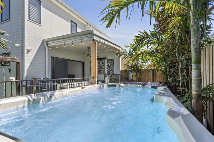 Main view of Homely townhouse listing, 124 North Quay Circuit, Hope Island QLD 4212