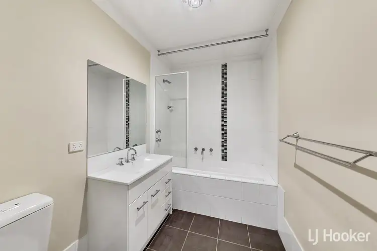 Sixth view of Homely townhouse listing, 9/68 Eccles Circuit, Macgregor ACT 2615