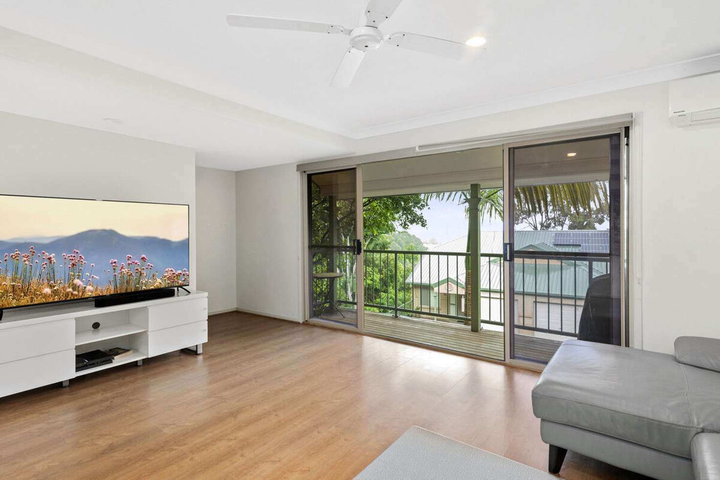 Main view of Homely townhouse listing, 27/43 Doubleview Drive, Elanora QLD 4221
