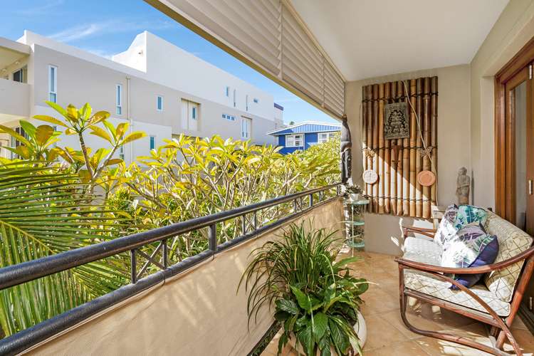 Main view of Homely unit listing, 4/70 Marine Parade, Miami QLD 4220