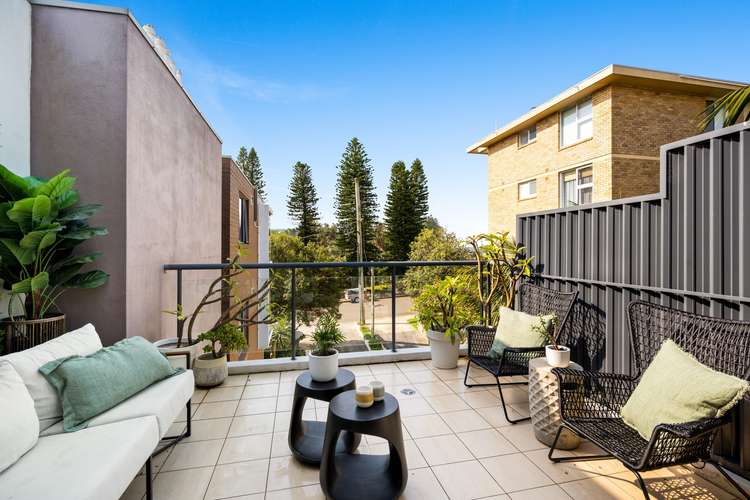Second view of Homely apartment listing, 4/5 Darley Street East, Mona Vale NSW 2103